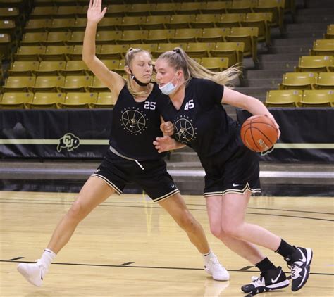 cu buffs women